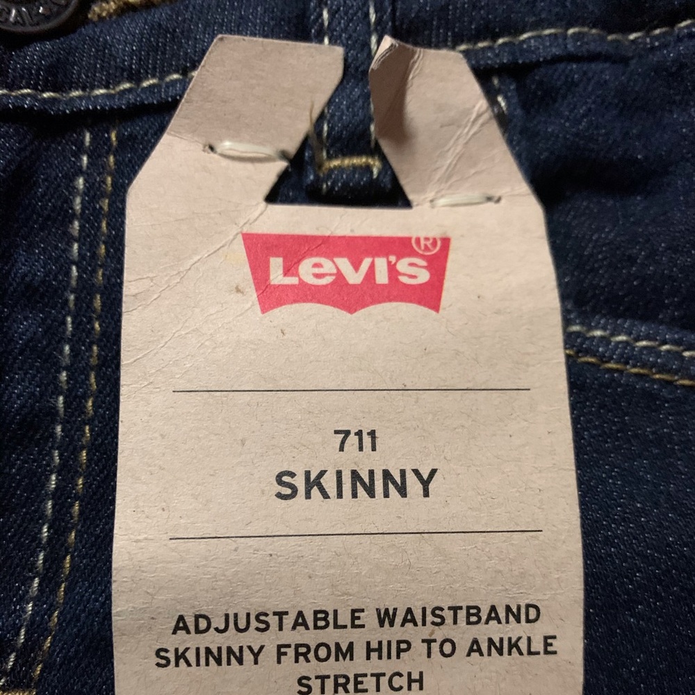 Brand NEW Levi’s